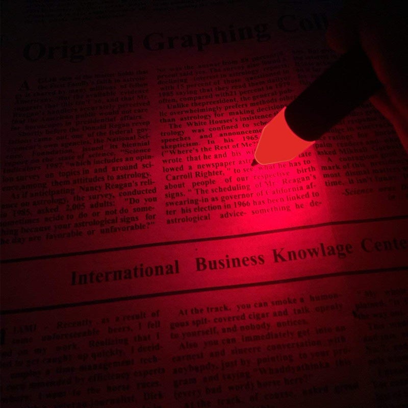 Yacig LED Pen, Light Pens, Two Brightness Settings, 1x AAA Battery Powered, Matte Black Barrel, Light Up Pens for Writing in Low Light Situations (White Light and Red Light) - Image 5